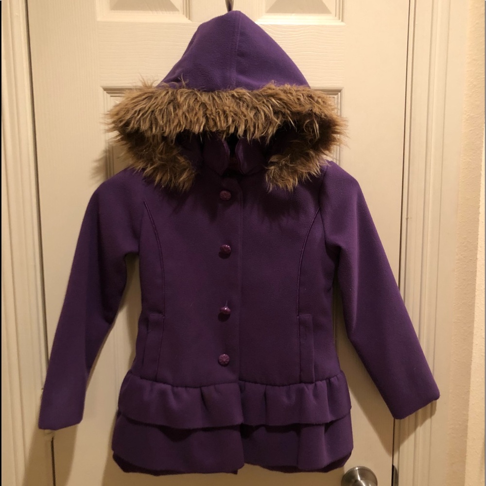 Adorable warm & cutsie ruffled purple coat